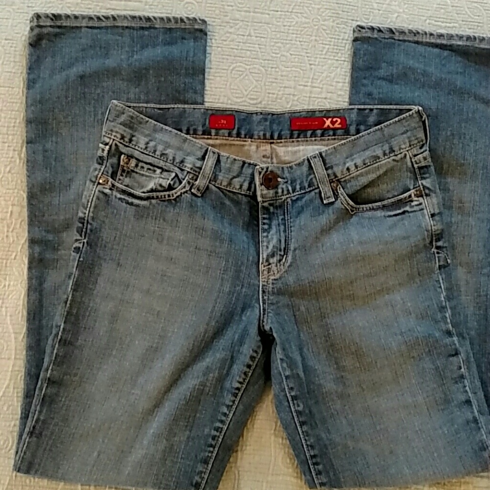 X2 Quality Denim blue jeans. W31 boot cut